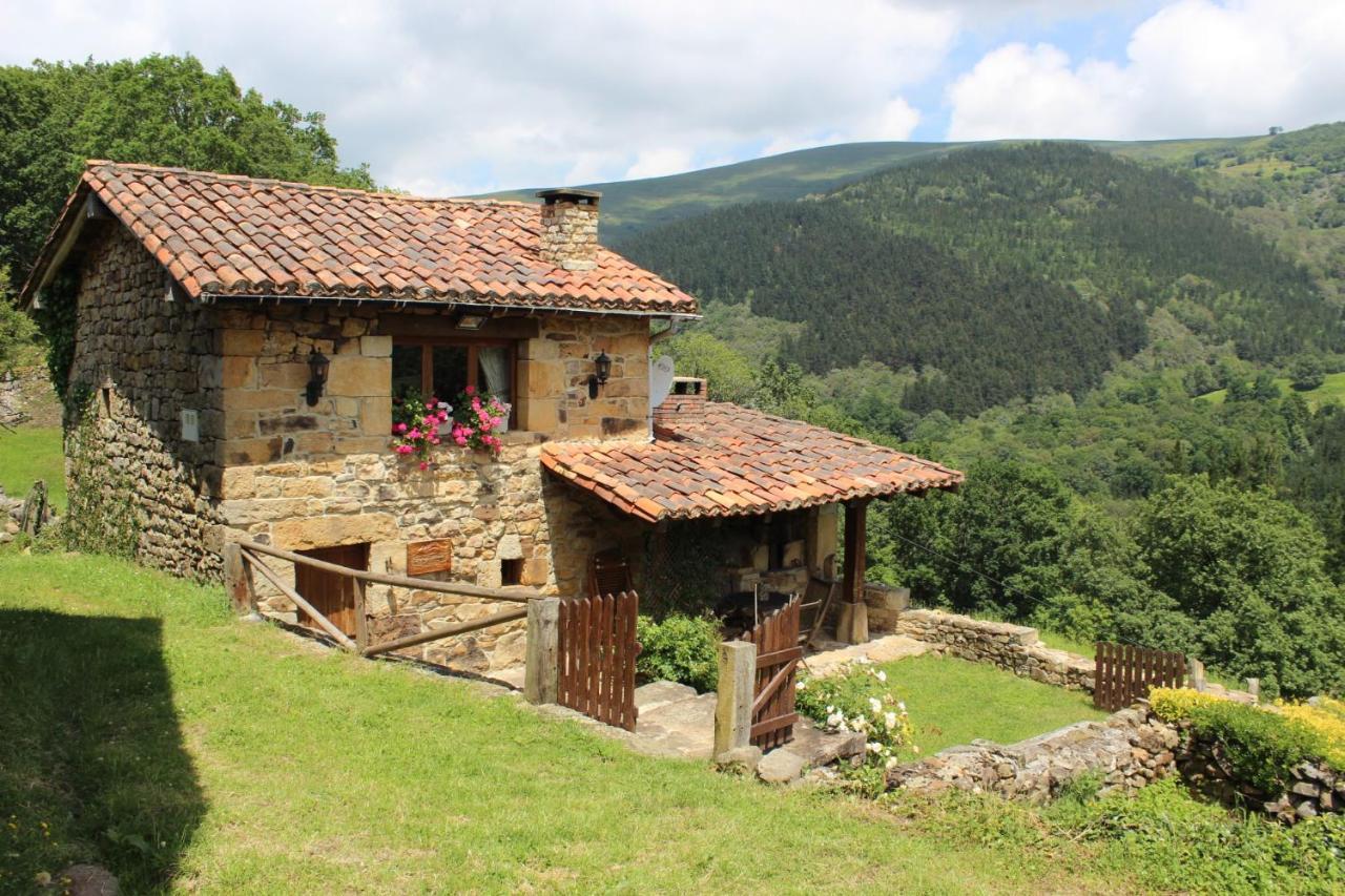 Villa El Refugio De Luena San Miguel de Luena Esterno foto